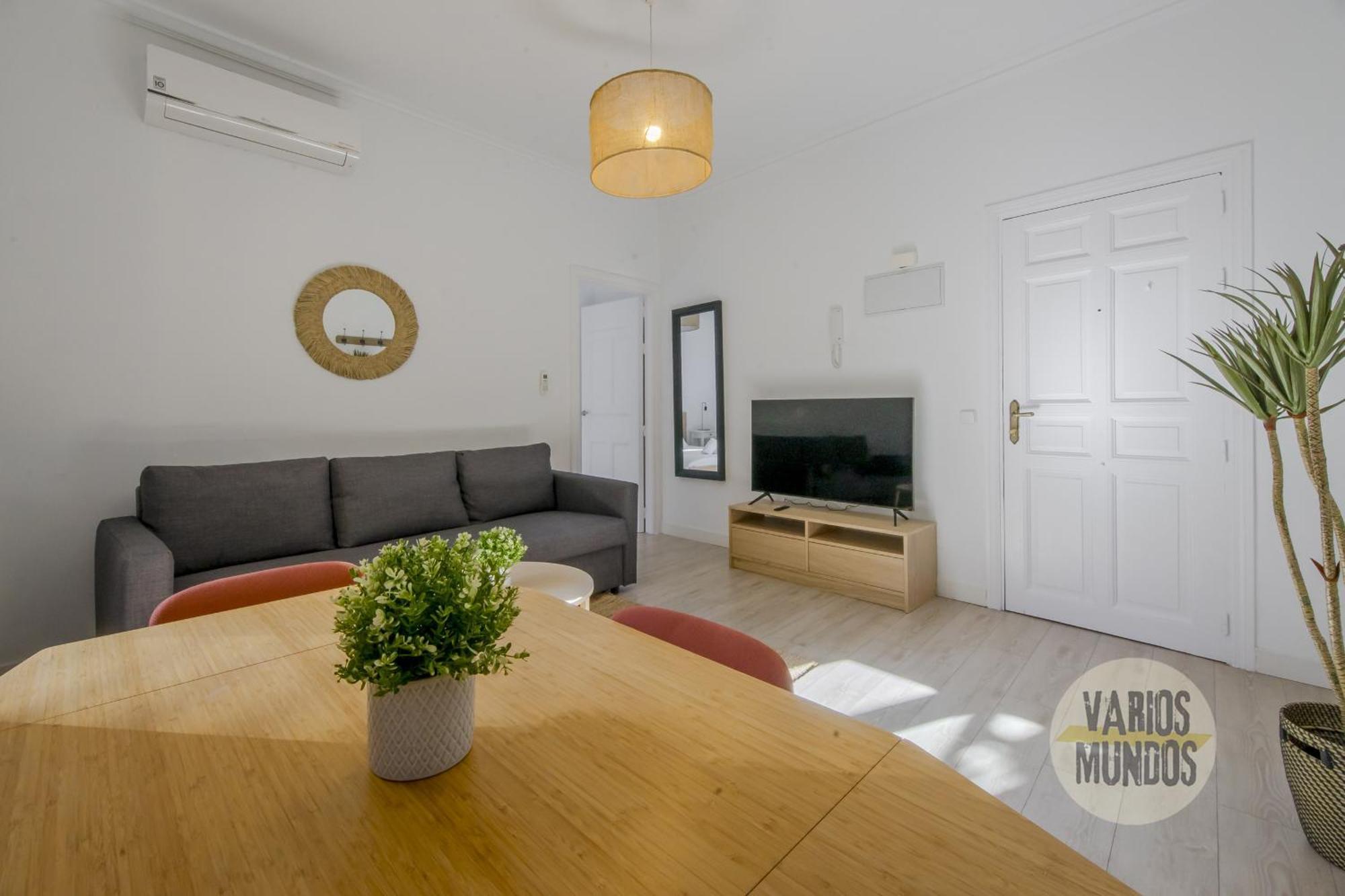 Elegant Apt Para 4Pax En Las Letras-Cortes Madri Exterior foto