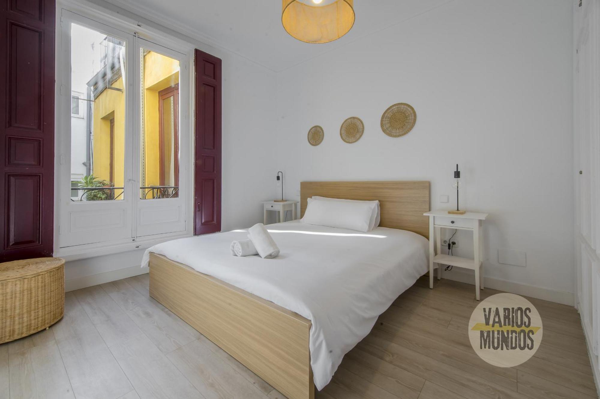 Elegant Apt Para 4Pax En Las Letras-Cortes Madri Exterior foto